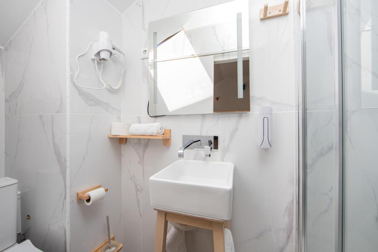 Vila Maria Rooms By Host-Point Costa da Caparica Extérieur photo